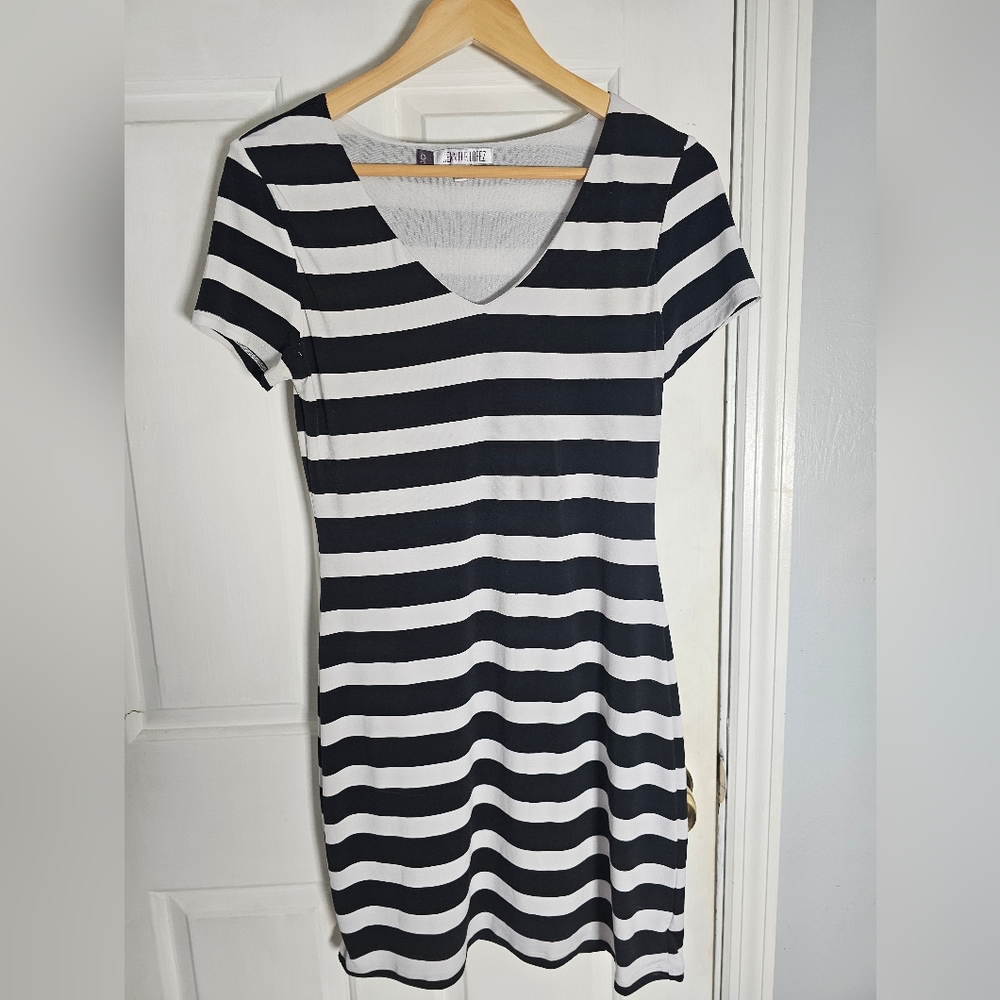 Jennifer Lopez Black and White Bodycon Mini Dress Size Medium